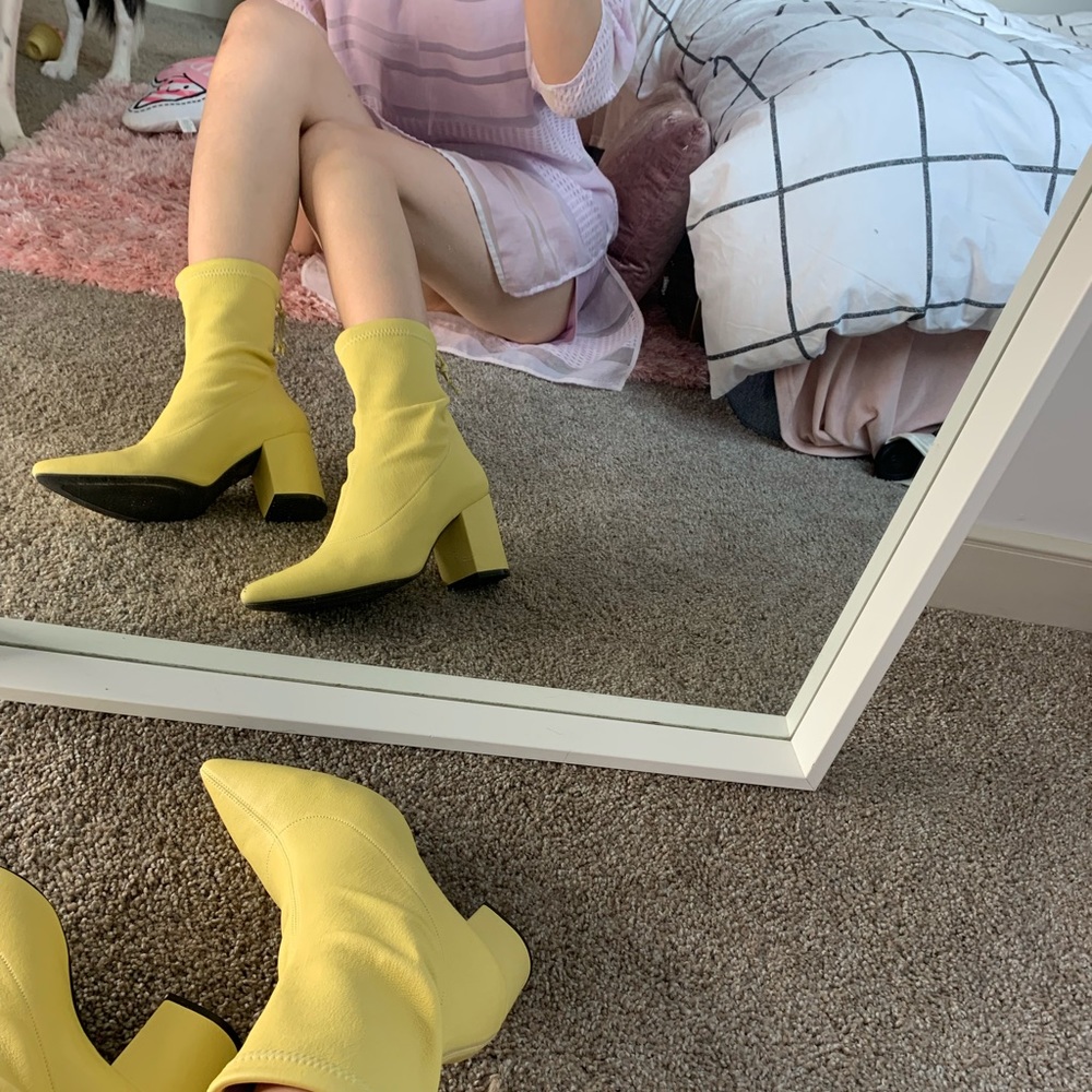 Anine Bing popcorn yellow Natalia booties